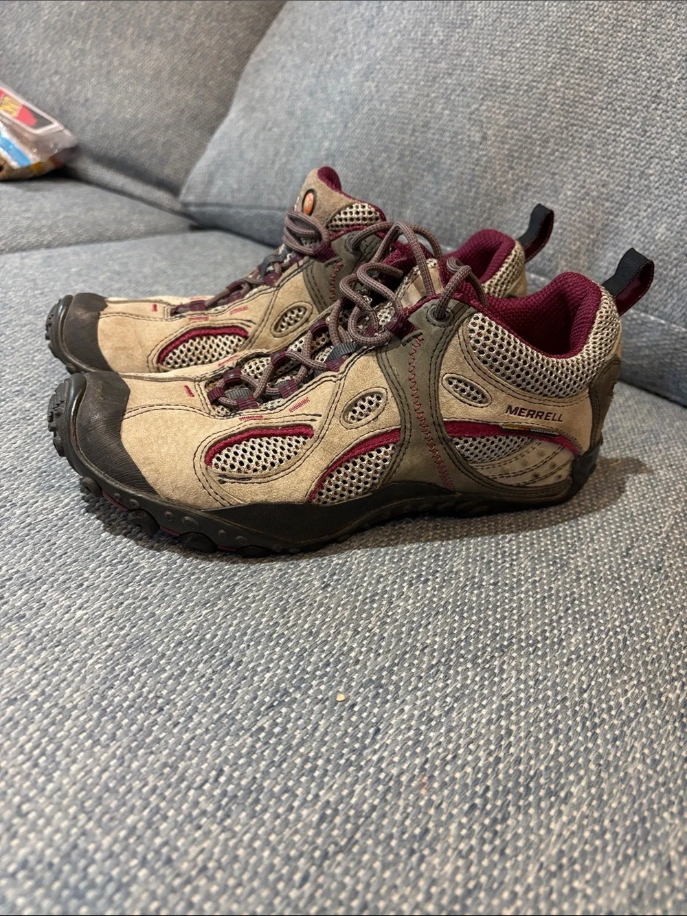 Merrell chameleon arc wind hiking shoes! 7.5